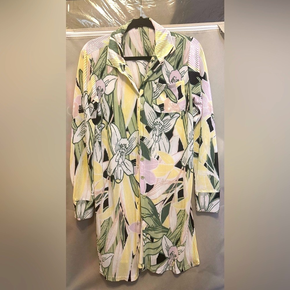 Fashion Nova Floral Button-Up Dress